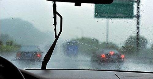 行車記錄儀視頻曝光!滬蓉高速25車連環(huán)相撞原因找到了 行車記錄儀視頻曝光!滬蓉高速25車連環(huán)相撞原因找到了